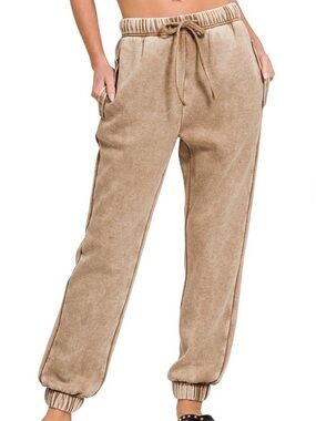 Zenana Outfitters Women's Acid Wash Fleece Joggers - Deep Camel